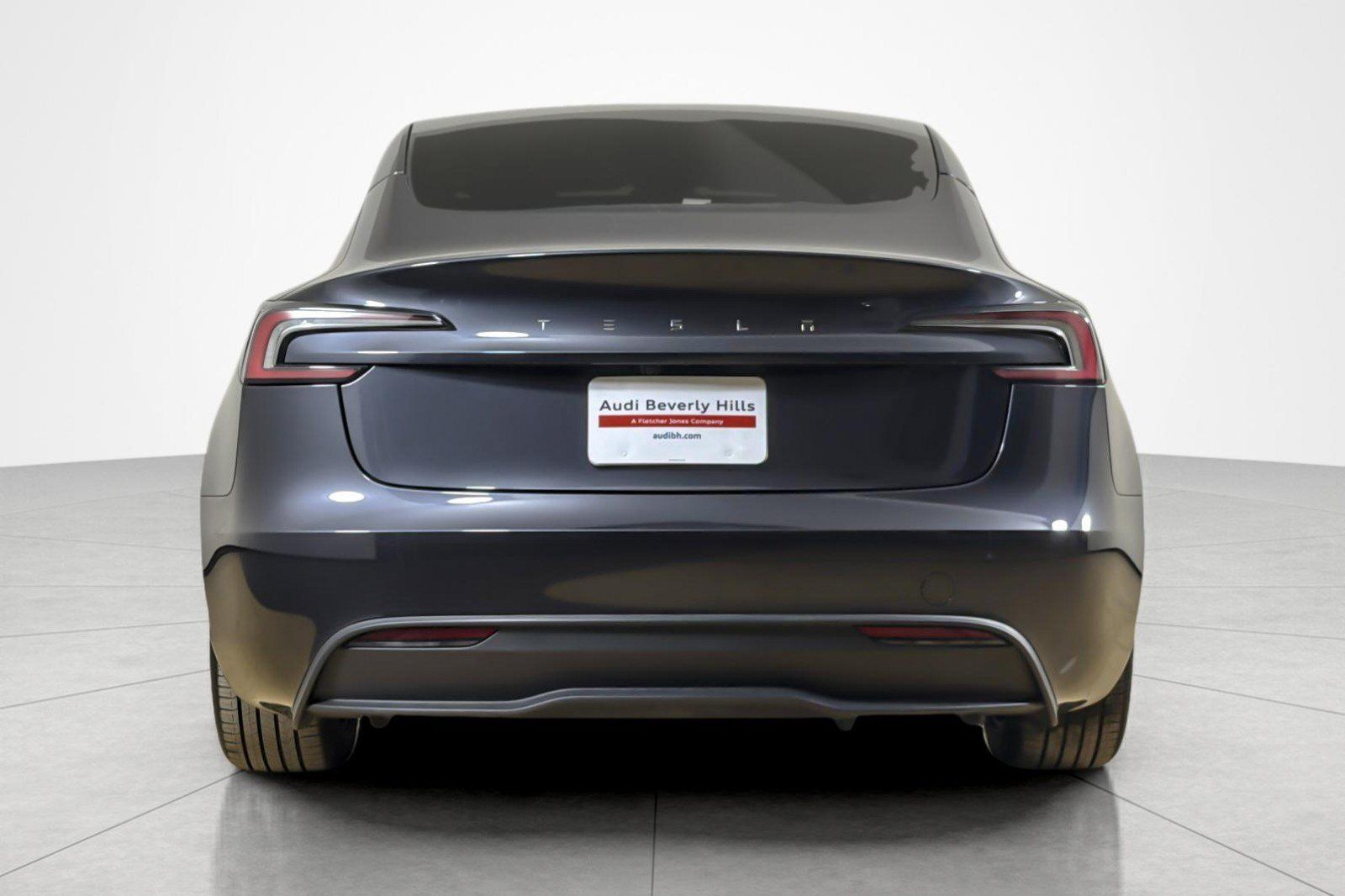 Used 2025 Tesla Model 3 Long Range RWD image 4