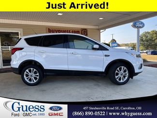 Used 2019 Ford Escape SE image 1