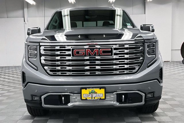 Used 2023 GMC Sierra 1500 Denali w/ Denali Reserve Package AWD/4WD image 4