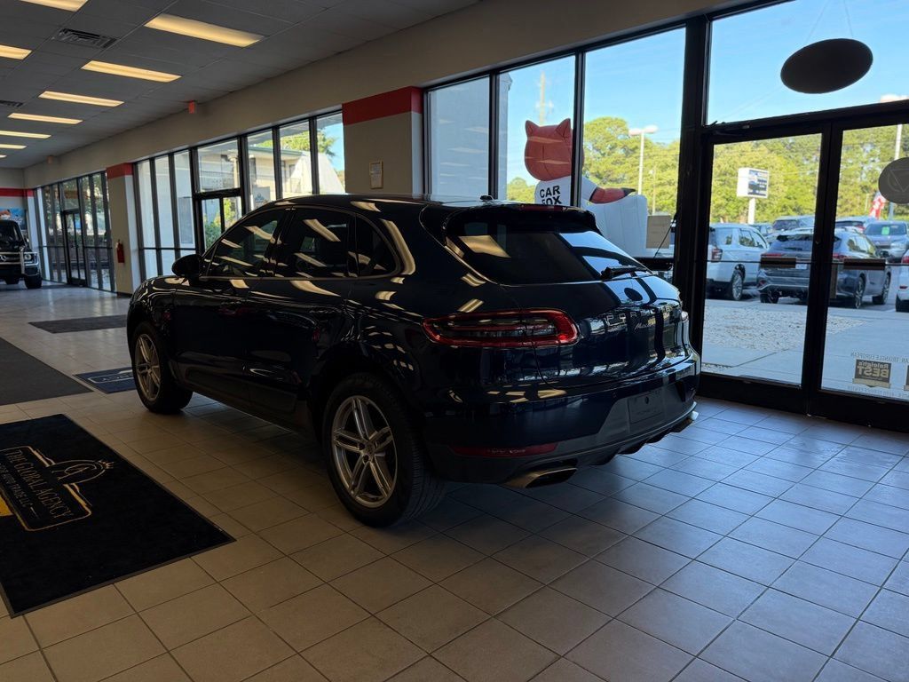 Used 2018 Porsche Macan Sport Edition AWD/4WD image 4