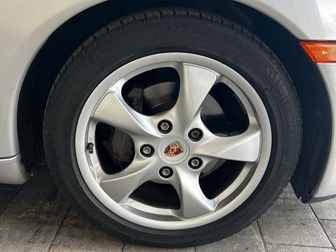 Used 2001 Porsche Boxster image 10