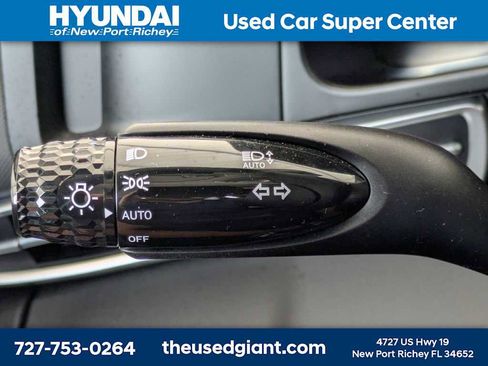 Used 2023 Hyundai Elantra SE FWD image 26