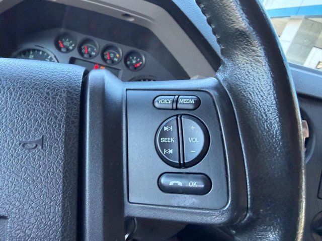 Used 2010 Ford F250 4x4 Crew Cab Super Duty image 13