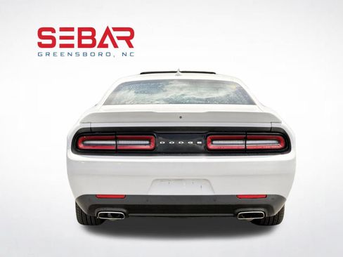 Used 2016 Dodge Challenger SXT Plus RWD image 11