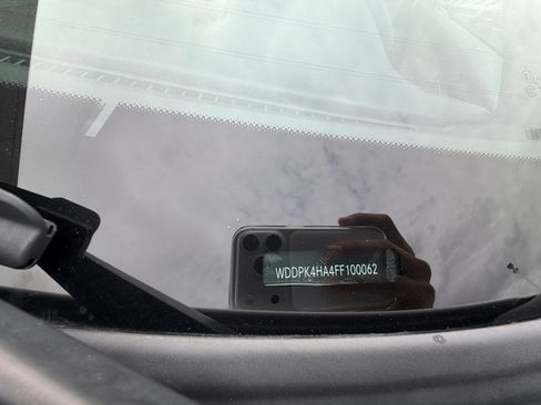 Used 2015 Mercedes-Benz SLK 250 image 25