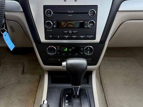 Used 2008 Mercury Milan Premier image 24