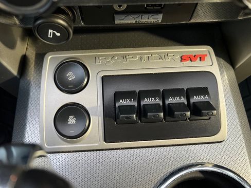 Used 2011 Ford F150 Raptor w/ Raptor Luxury Pkg image 21