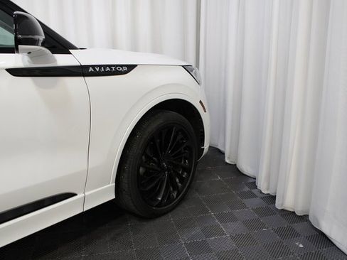 Used 2022 Lincoln Aviator Reserve w/ Equipment Group 201A image 26