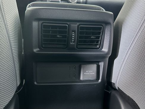 Used 2025 Toyota 4Runner TRD Off-Road image 28