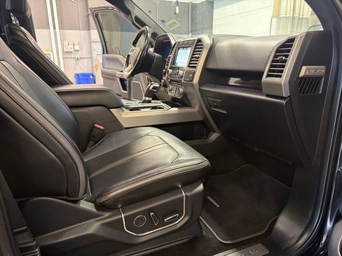 Used 2017 Ford F150 Platinum w/ Equipment Group 701A Luxury AWD/4WD image 20