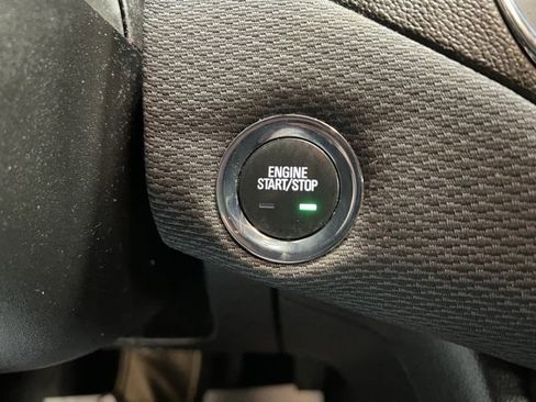 Used 2019 Chevrolet Cruze LT image 36