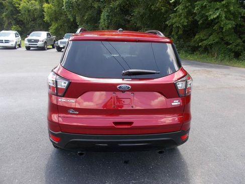 Used 2017 Ford Escape SE w/ Equipment Group 201A AWD/4WD image 15