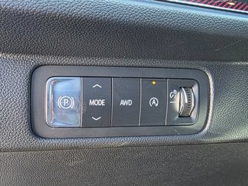 New 2026 Chevrolet Traverse Z71 w/ Enhanced Driving Package AWD/4WD image 18