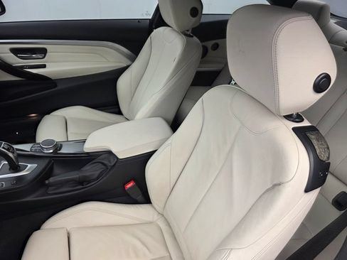 Used 2020 BMW 430i Coupe w/ M Sport Package RWD image 11