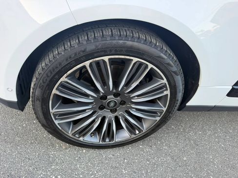 Used 2019 Land Rover Range Rover HSE AWD/4WD image 34