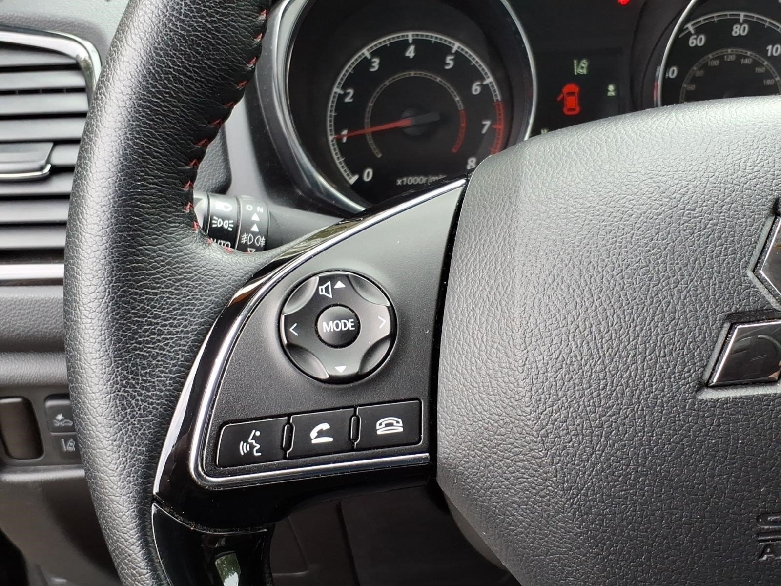 Used 2025 Mitsubishi Outlander Sport LE AWD/4WD image 13