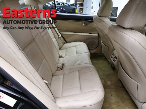 Used 2015 Lexus ES 350 w/ Luxury Package FWD image 27