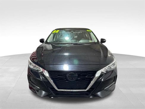 Used 2022 Nissan Sentra SV image 2