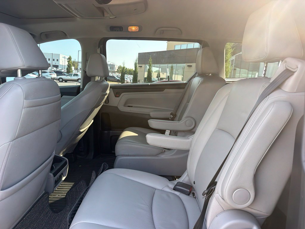 Used 2023 Honda Odyssey Touring image 9