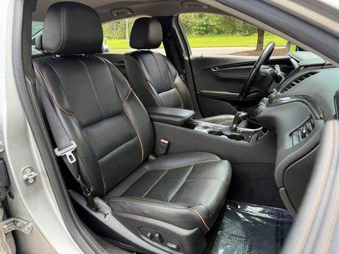 Used 2018 Chevrolet Impala Premier FWD image 28