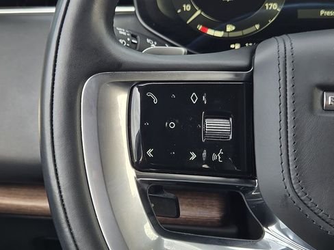 Used 2023 Land Rover Range Rover SE image 36