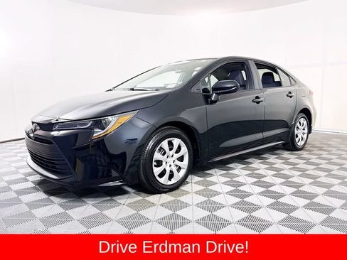Certified 2026 Toyota Corolla LE FWD image 3