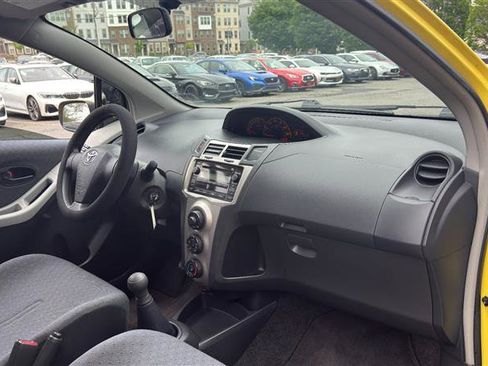 Used 2010 Toyota Yaris 2-Door Hatchback FWD image 13