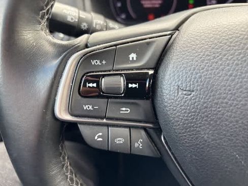 Used 2019 Honda Accord EX-L image 12