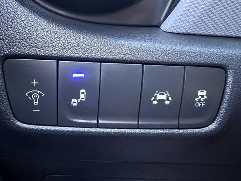 Used 2021 Hyundai Kona SEL FWD image 38