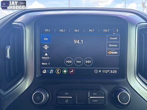 Used 2021 Chevrolet Silverado 1500 LT Trail Boss w/ Convenience Package II AWD/4WD image 17