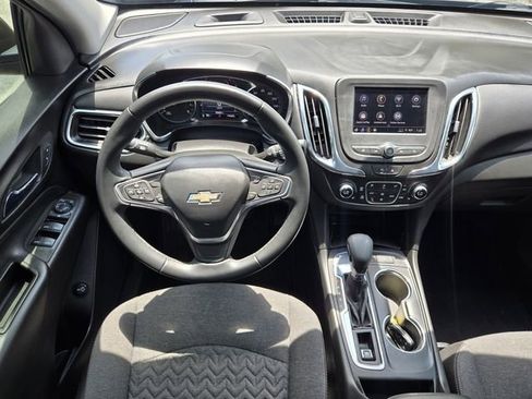 Certified 2023 Chevrolet Equinox LT FWD image 17
