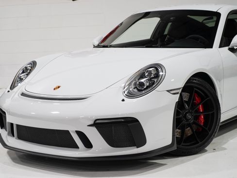Used 2018 Porsche 911 GT3 RWD image 31