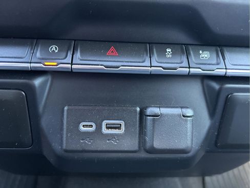 Used 2020 Chevrolet Silverado 1500 LT w/ Trailering Package image 23