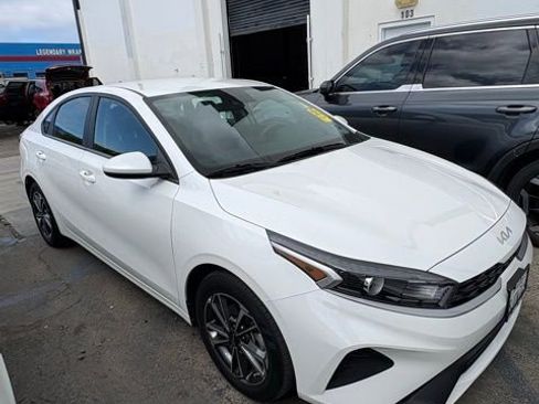 Certified 2023 Kia Forte LXS image 2