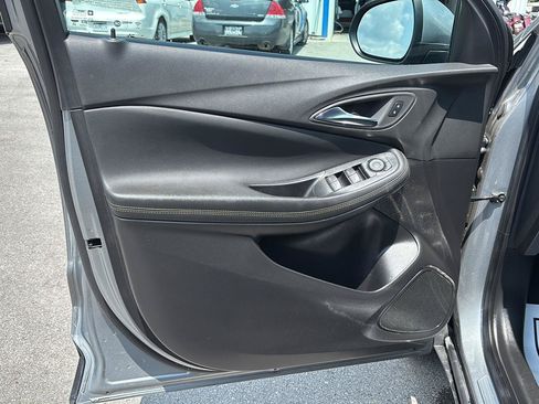 Used 2023 Buick Encore GX Preferred w/ Cold Weather Comfort Package AWD/4WD image 13