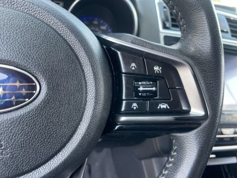 Used 2019 Subaru Outback 2.5i Limited AWD/4WD image 18