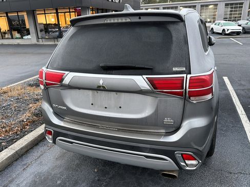 Used 2020 Mitsubishi Outlander SEL image 6
