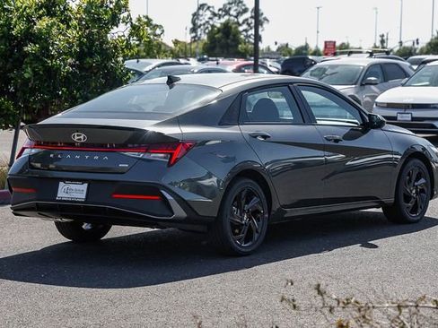 New 2026 Hyundai Elantra Sport w/ Cargo Package FWD image 5