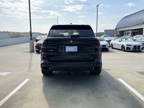 Certified 2024 BMW X5 xDrive40i w/ M Sport Package image 8
