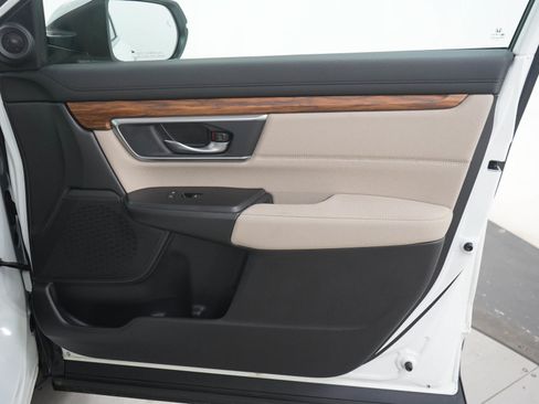 Used 2019 Honda CR-V EX image 11
