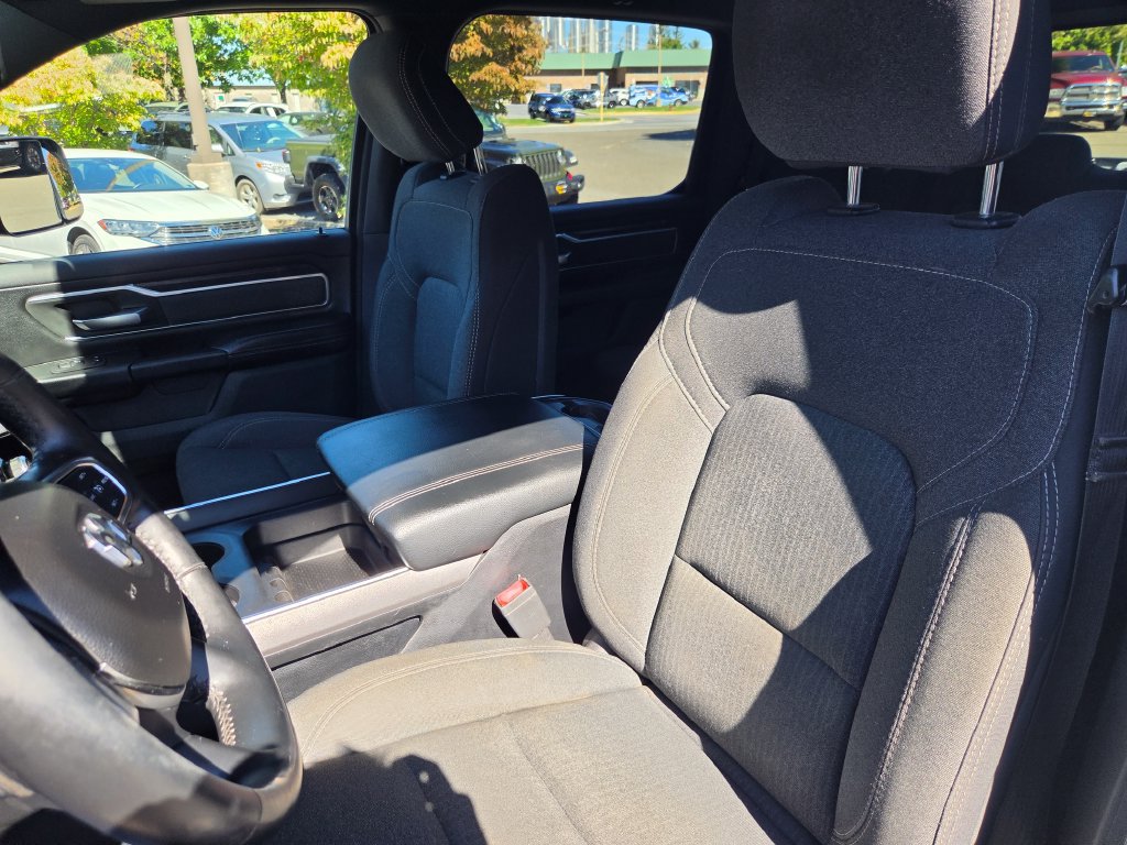 Used 2019 RAM 1500 Big Horn AWD/4WD image 11