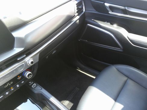 Used 2024 Kia Telluride S w/ S Sunroof Package AWD/4WD image 31