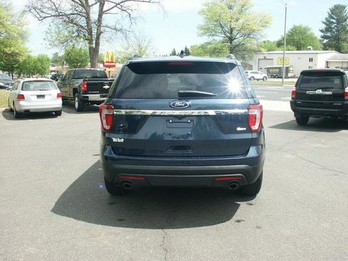 Used 2017 Ford Explorer 4WD image 3