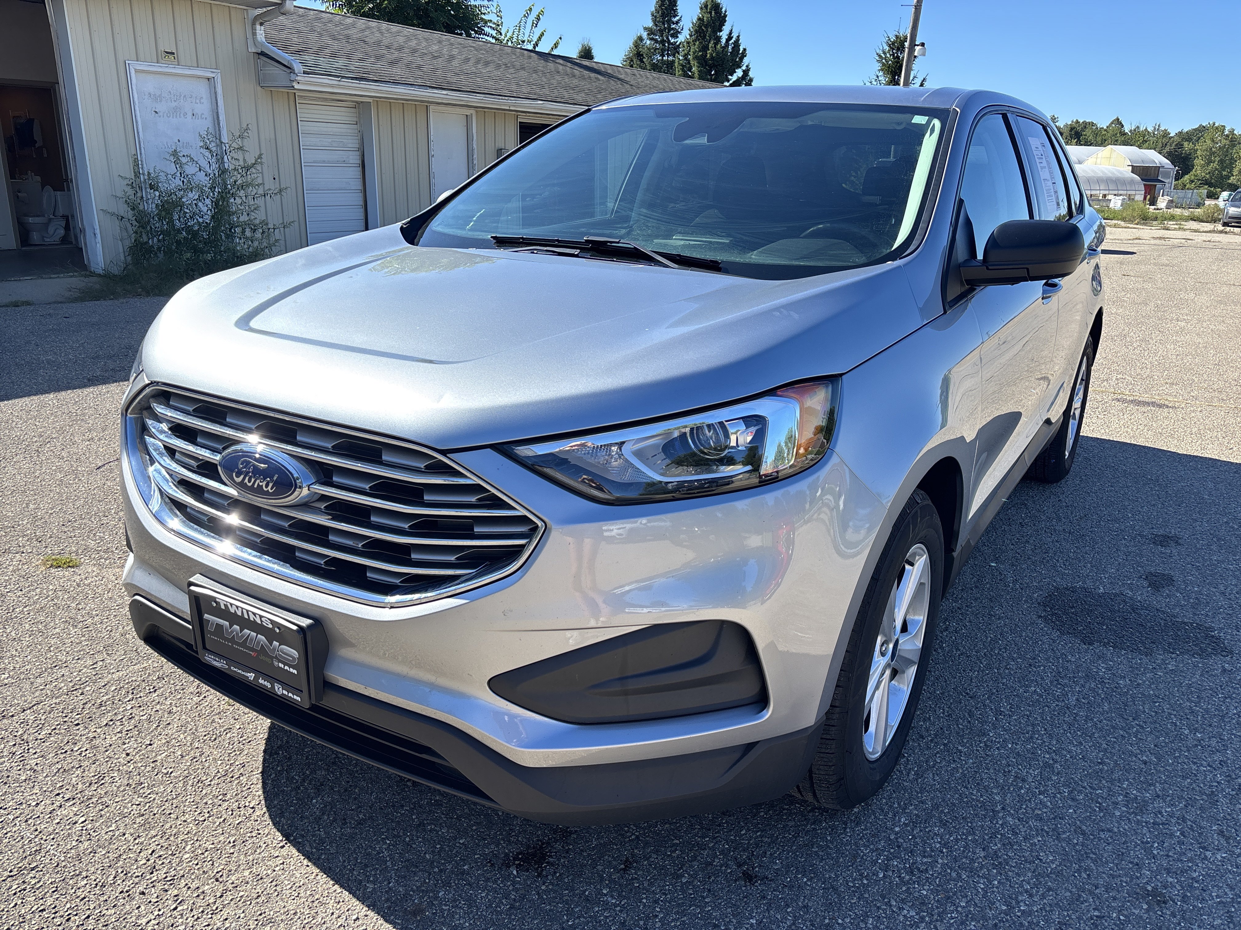 Used 2022 Ford Edge SE AWD/4WD image 9