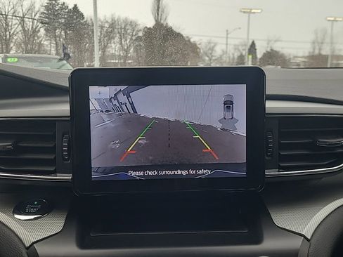 Used 2020 Ford Explorer XLT w/ Equipment Group 202A image 24