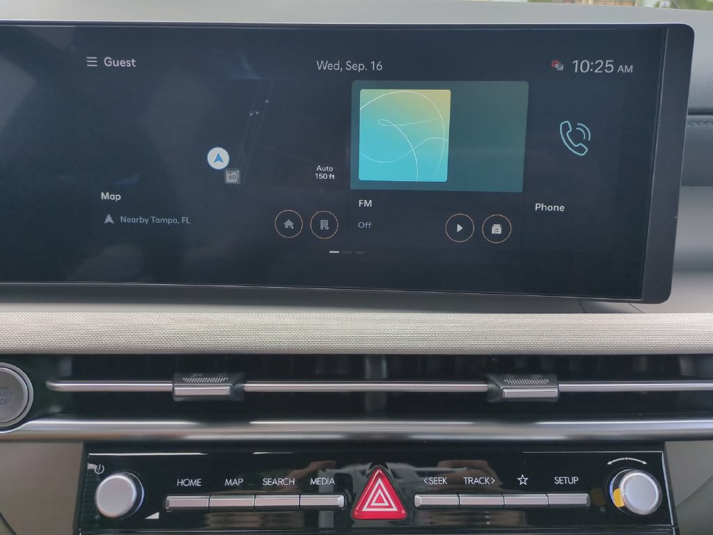 New 2026 Hyundai Tucson Limited FWD image 24