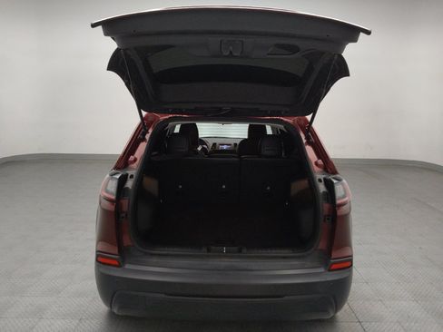 Used 2020 Jeep Cherokee Latitude Plus FWD image 29