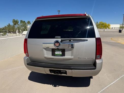 Used 2007 Cadillac Escalade ESV AWD w/ Information Package image 23