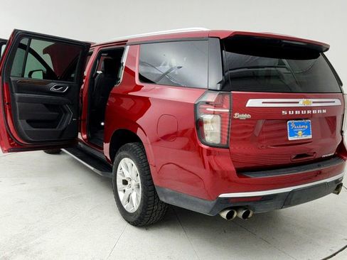 Certified 2021 Chevrolet Suburban Premier image 12