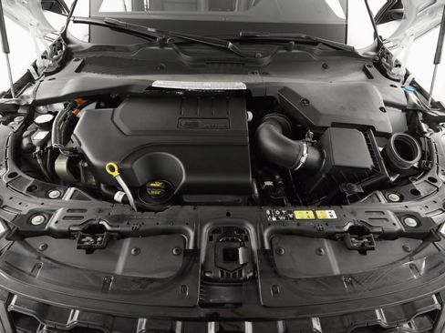 Used 2022 Land Rover Range Rover Evoque R-Dynamic S image 15